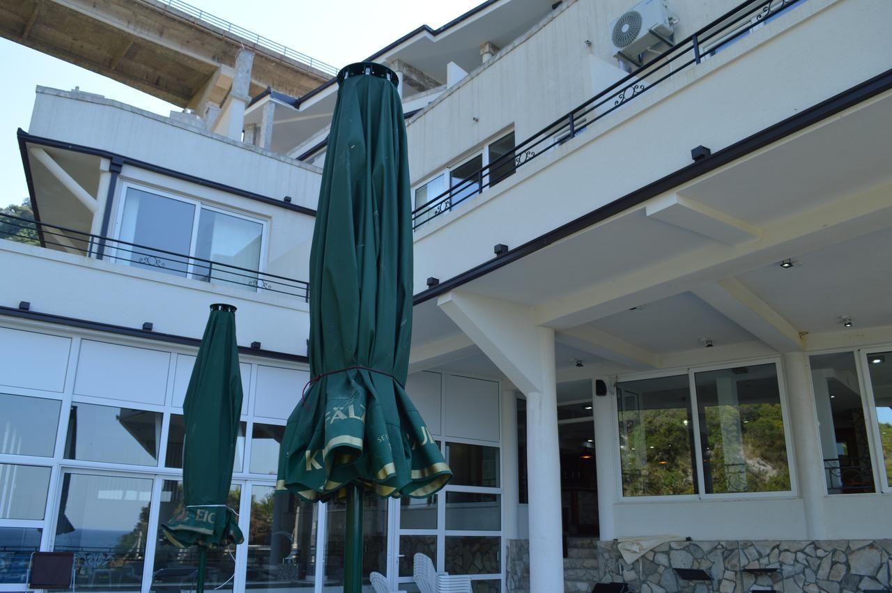 Novalic Hotel โดบราวอดา ภายนอก รูปภาพ