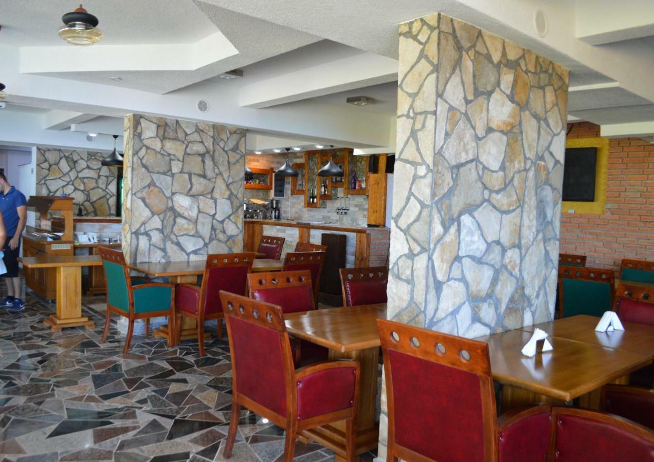 Novalic Hotel โดบราวอดา ภายนอก รูปภาพ